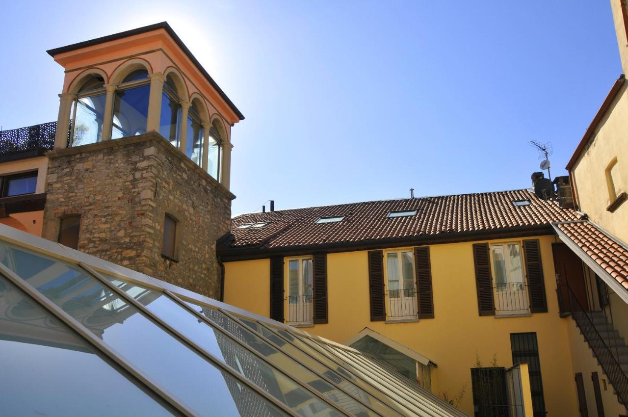 Appartamento Rossini By Holiday Solutions Como Exterior foto