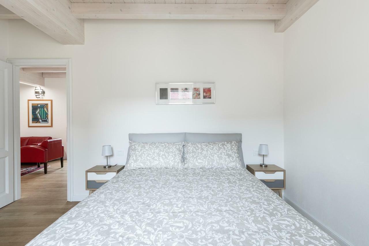 Appartamento Rossini By Holiday Solutions Como Exterior foto
